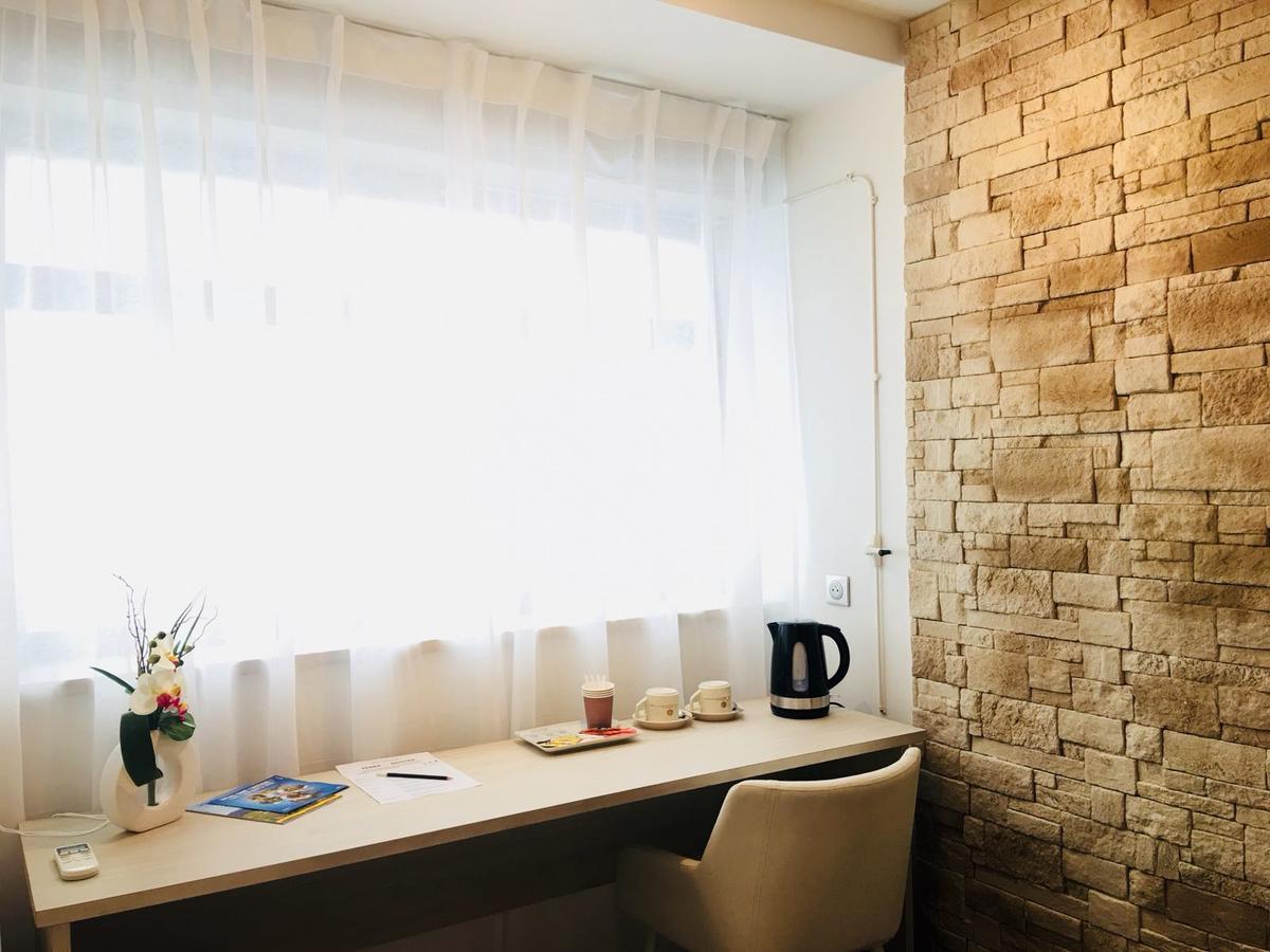 Tarascon-sur-Ariège Hotel Terranostra מראה חיצוני תמונה