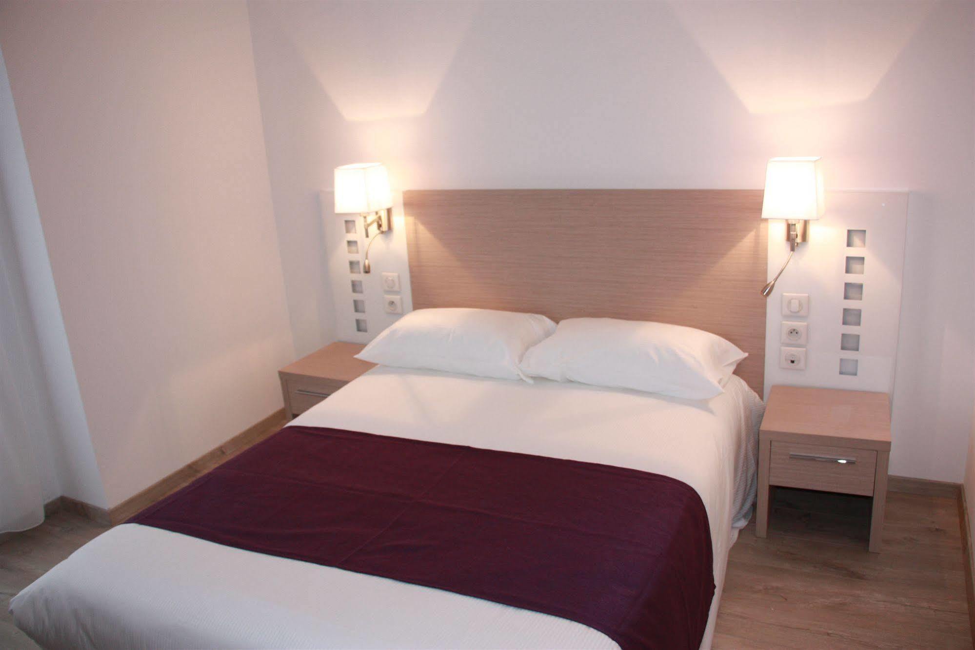 Tarascon-sur-Ariège Hotel Terranostra מראה חיצוני תמונה